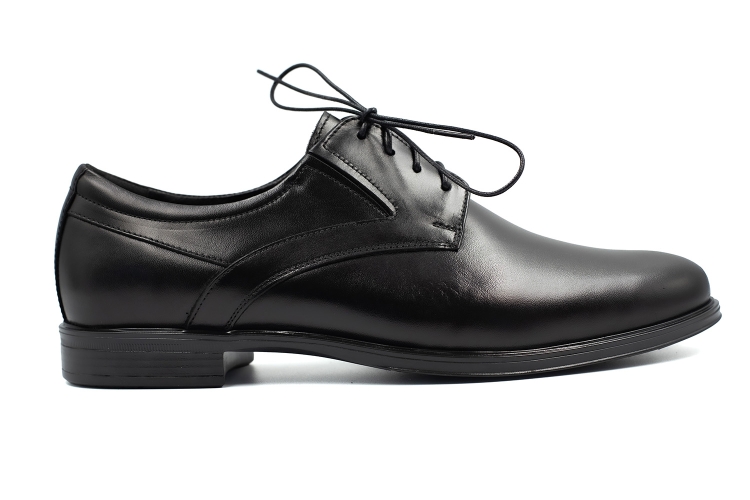 czarne buty skórzane na wysokie podbicie