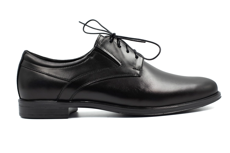 czarne buty skórzane na wysokie podbicie