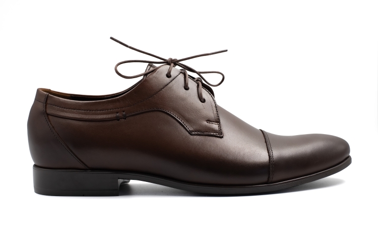 ciemnobrązowe buty skórzane
