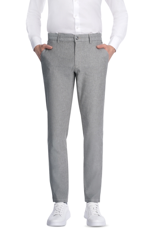 szare spodnie chino
