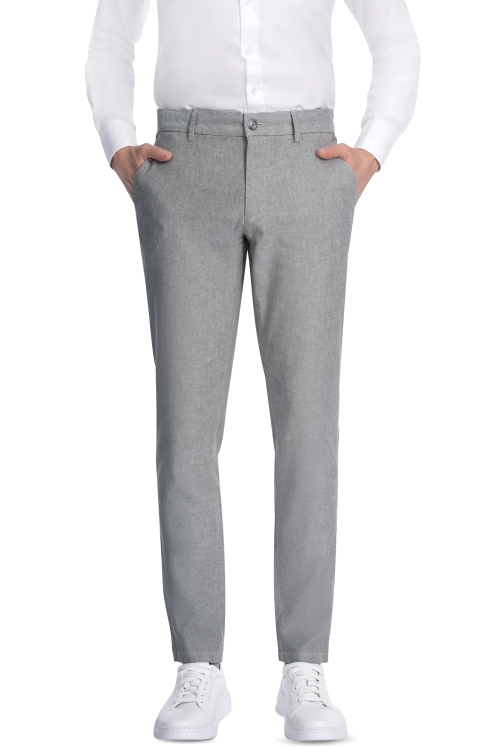 szare spodnie chino