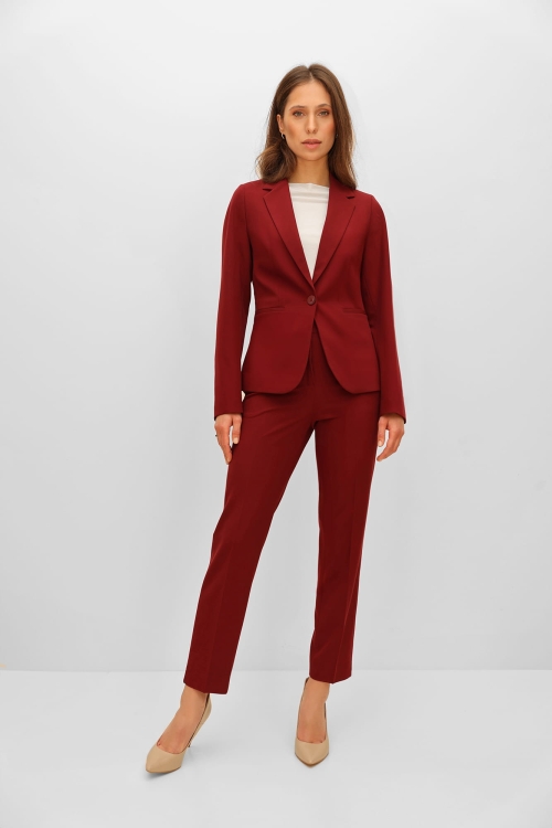 bordowy-garnitur-damski-2.jpg