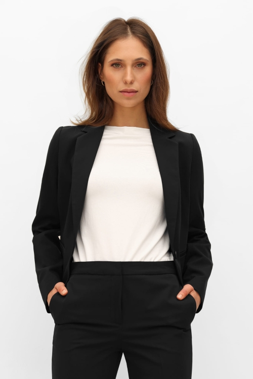 garnitur-damski-czarny-4.jpg