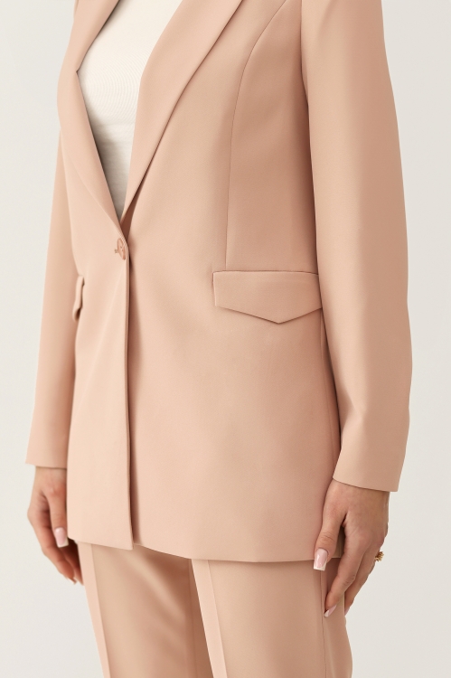 garnitur damski beżowy