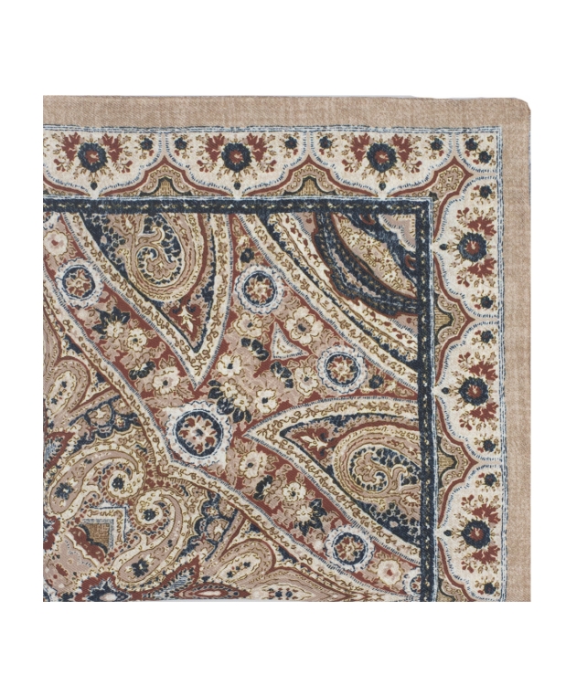 wzorzysta poszetka brązowa